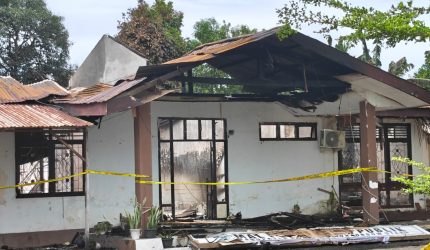 Dugaan penyebab kebakaran yang melanda kantor Dinas Penanaman Modal dan Pelayanan Terpadu Satu Pintu (DPTSP) Kabupaten Bolaang Mongondow Utara (Boltara) masih terus didalami pihak kepolisian.
