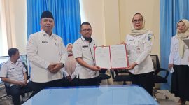 Sertijab Kominfo Boltara, Mirwan Datukramat serahkan kepemimpinan pada Sriwahyuni Pontoh dan disaksikan langsung oleh Asisten III Pemkab Boltara, Abdul Nazarudin Maloho