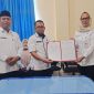 Sertijab Kominfo Boltara, Mirwan Datukramat serahkan kepemimpinan pada Sriwahyuni Pontoh dan disaksikan langsung oleh Asisten III Pemkab Boltara, Abdul Nazarudin Maloho