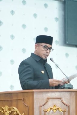 Fraksi DPRD Soroti Infrastruktur, Bupati SJL Dorong Pengawasan OPD Diperkuat