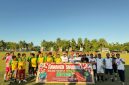 Bupati Boltara, Sirajudin Lasena membuka Open Tournament Sepak Bola Jagung Balap Cup (JBC) 2026 ditandai dengan pertandingan persahabatan antara Pemkab Boltara All Star melawan Jagung Balap All Star