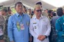 Bupati Boltara, Sirajudin Lasena dan Gubernur Sulut, Yulius Selvanus. 