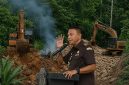 Kepala Kejaksaan Negeri Sulawesi Utara, Jacob Hendrik Pattipeilohy dan dugaan aktivitas tambang ilegal di hutan Bintauna menggunakan alat berat