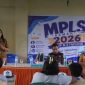 Kepala Seksi Intelijen Kejari Kepulauan Sangihe Jhon Thimotius Padalani, bersama dengan Guru serta orangtua dan siswa kelas VII SMP Negeri 3  Tahuna