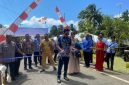 Bupati Kabupaten Kepulauan Sangihe Michael Thungari di dampingi Ketua TP-PKK Kabupaten Kepulauan Sangihe Ny. Cherry Thungari Soeyoenus