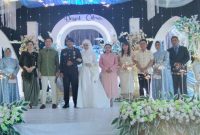 Foto Bersama Kedua Pengantin dan Jajaran Pemkab Kepulauan Sangihe.