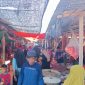 Interaksi antara pedagang dan pembeli di Pasar Rakyat Boroko