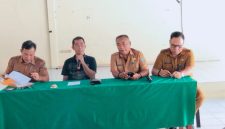 Kadis Perkim Sangihe Danny Mandak bersama Kabid Pembangunan & Pengembangan Perkim Sangihe Herbert Makasunggal serta Camat Tabukan Utara Marwan Nikiulu