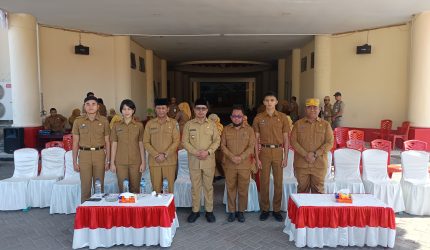 Bupati Bolaang Mongondow Utara (Boltara), Dr. Sirajudin Lasena, SE., M.Ec.Dev, menerima tiga Calon Pegawai Negeri Sipil (CPNS) lulusan Institut Pemerintahan Dalam Negeri (IPDN) Tahun 2026.