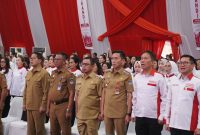 Bupati Boltara Sirajudin Lasena bersama kepala daerah lainnya di pengukuhan Srikandi Jaga Desa