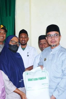 Tingkatkan Ketahanan Pangan, Pemkab Boltara Salurkan 305.820 Kg Beras