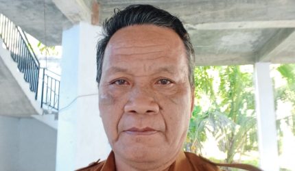 Kapitalaung Kampung Kalekube Induk, Kecamatan Tabukan Utara, Kabupaten Kepulauan Sangihe, Inal J. Mamondol, membantah tegas tudingan yang menyebut adanya pemotongan anggaran belanja bahan bangunan rumah yang bersumber dari Dana Desa Tahun Anggaran 2024. Ia memastikan seluruh proses pengelolaan anggaran dilakukan sesuai ketentuan, termasuk pembayaran pajak yang tercatat secara administrasi.