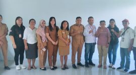 Jajaran Pemerintah Kampung Biru, Bersama dengan Tim JPKP Sangihe.