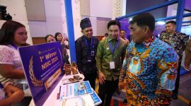 Bupati Kepulauan Sangihe Michael Thungari bersama Gubernur Sulawesi Utara