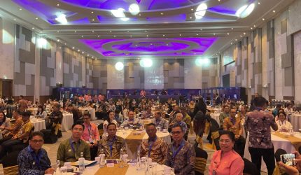 Bupati Bolaang Mongondow Utara (Boltara), Dr. Sirajudin Lasena, S.E., M.Ec.Dev., menghadiri North Sulawesi Investment Forum (NSIF) 2026 yang digelar di Hotel Four Points by Sheraton Manado