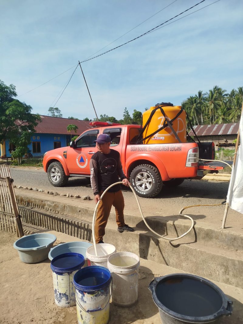 Agung Aditya Saenong, Kepala Seksi Ketenteraman dan Ketertiban (Trantib) Kecamatan Sangkub