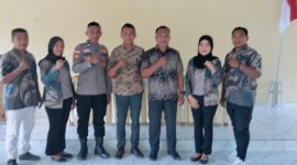 Panitia Pemilihan Kampung Bahu Bersama dengan Kedua Calon Kapitalaung serta Bhabinkamtibmas Polsek Tabukan Utara