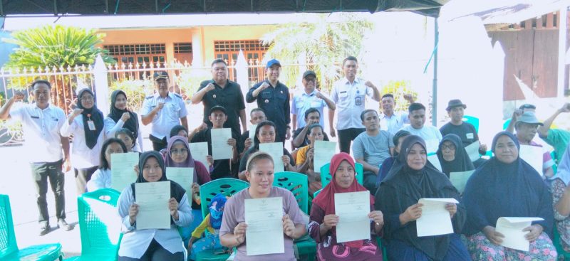 Bupati Sangihe Michael Thungari di Dampingi Wakili Bupati Tendris Bulahari bersama dengan Kepala Pertanahan Sangihe Reynolds, Camat Tabukan Utara, Pemerintah Kampung Petta Barat Serta Masyarakat Petta Barat