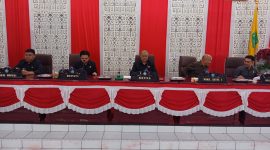 Bupati Kabupaten Kepulauan Sangihe Michael Thungari di Dampingi Wakil Bupati Tendris Bulahari Bersama dengan Ketua DPRD Sangihe Denny Roy Tampi serta Wakil Ketua 1 dan Wakil Ketua 2