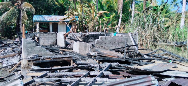 Foto bekas Rumah Milik Keluarga Dalengsembua-Mamuka Yang Terkabar 