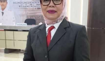 Di balik keramahan seseorang di dunia digital, belum tentu tersimpan niat yang baik. Kalimat sederhana seperti “Kamu kelas berapa?”, “Jangan bilang orang tua ya,” hingga “Boleh kirim foto kamu?” patut diwaspadai, terutama ketika percakapan tersebut menyasar anak-anak dan remaja.