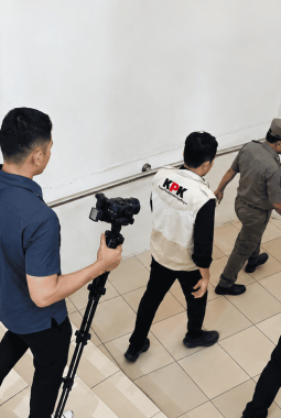 KPK Geledah 3 Kantor Boltara, Selain Brangkas Kosong, Apa yang Ditemukan?