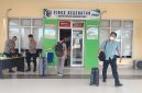 Personel KPK selesai menggeledah Kantor Dinas Kesehatan Boltara, kemudian membawa beberapa koper yang diduga dokumen penting yang berkaitan dengan penyidikan