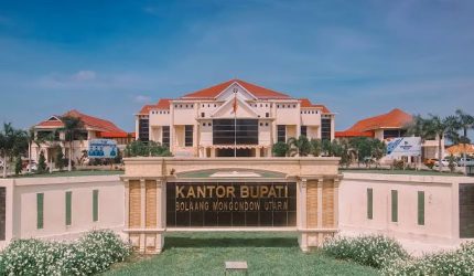 Operasi Tangkap Tangan (OTT) Komisi Pemberantasan Korupsi (KPK) terhadap Bupati Bolaang Mongondow Utara (Boltara) Sirajudin Lasena memasuki fase penting menyusul batas waktu pemeriksaan dan penangkapan berdasarkan Kitab Undang-Undang Hukum Acara Pidana (KUHAP) yang baru.