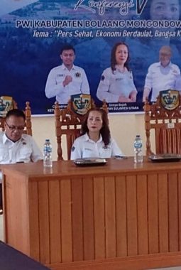Sekda Boltara Buka Konferensi V PWI, Pesan Pers Mitra Strategis