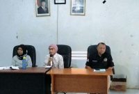 Ketua Panitia Pemilihan Kapitalaung Kampung Bahu Silmiaty Zahrah Tompoh Ahmad, Penjabat Kapitalaung Kampung Bahu Farmyati Maniku, Ketua MTK Mursalim Damal,