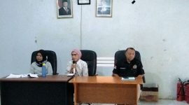 Ketua Panitia Pemilihan Kapitalaung Kampung Bahu Silmiaty Zahrah Tompoh Ahmad, Penjabat Kapitalaung Kampung Bahu Farmyati Maniku, Ketua MTK Mursalim Damal,