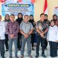 Camat Tabukan Utara, Bersama dengan Kedua Calon Kapitalaung, serta Panitia Pemilihan dan Jajaran Pemerintah Kampung Bahu dan MTK Kampung Bahu